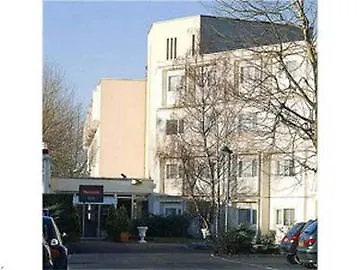 Mercure Paris Nord Hotel 3*